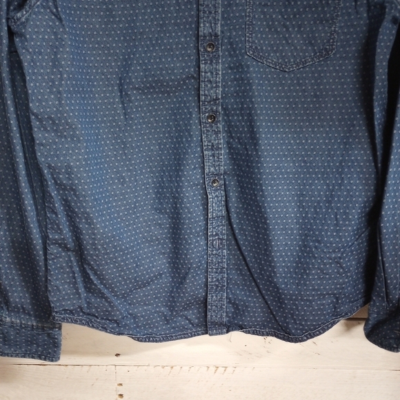 Denim and Flowers Mens Size Large Button Front Polka Dot Denim Shirt Long Sleeve - Picture 4 of 9